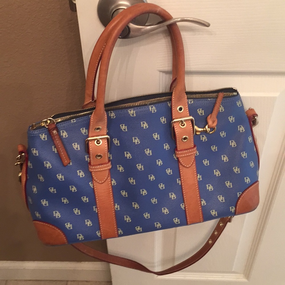 Dooney & Bourke blue and white vintage coated bag with long strap pre Owned - Picture 10 of 16